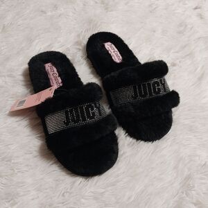 Juicy Couture Black Cozy Slippers with Fluffy Texture